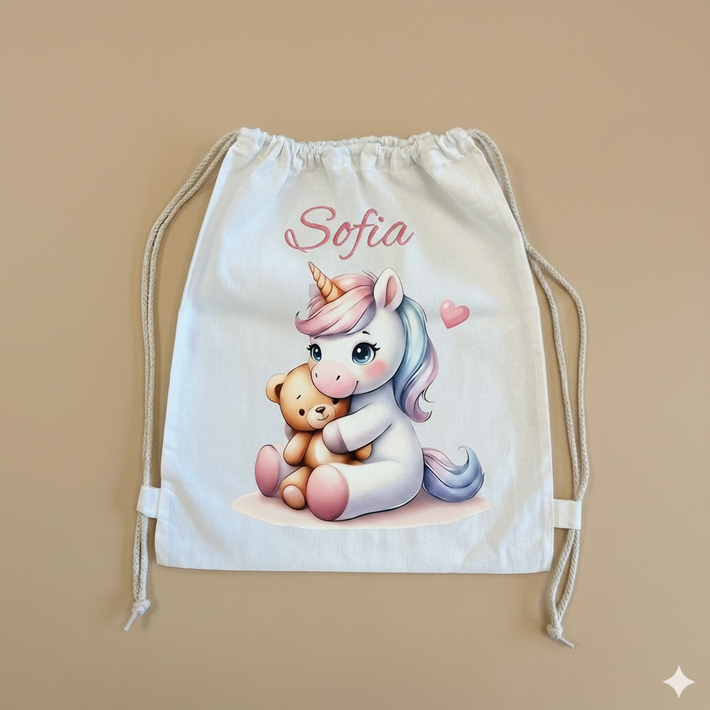 Sacchetto asilo unicorno con orsetto e nome ricamato in corsivo