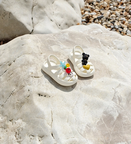 Sandali da Acqua con Mini Giocattoli